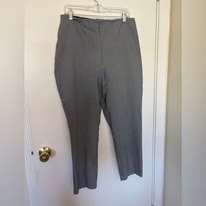 Black and white high waisted checkered cropped pants size 12